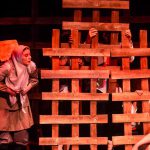 اجرای اولین شب تئاتر بیداری به وقت خون در تالار هنر اصفهان