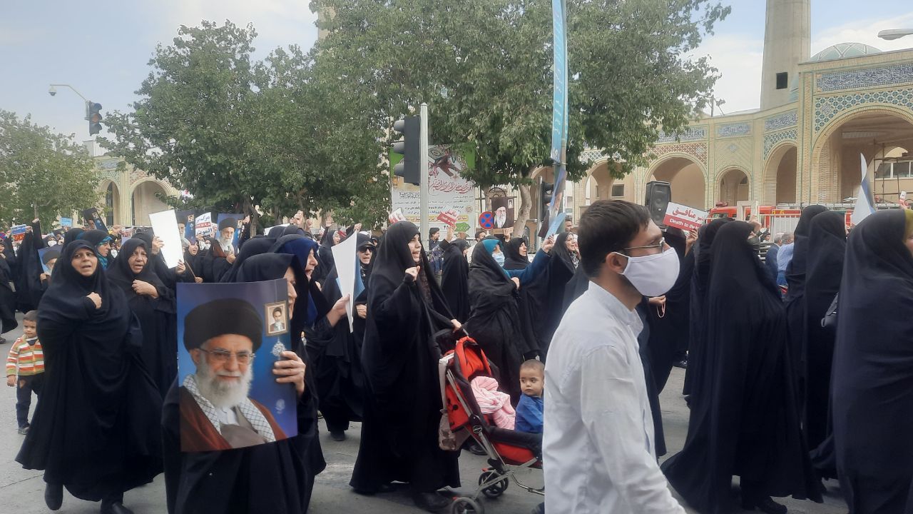 راهپیمایی مردم اصفهان در محکومیت جنایت تروریستی شیراز