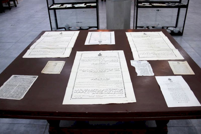 برپایی نمایشگاه اسناد تاریخی در دانشگاه اصفهان